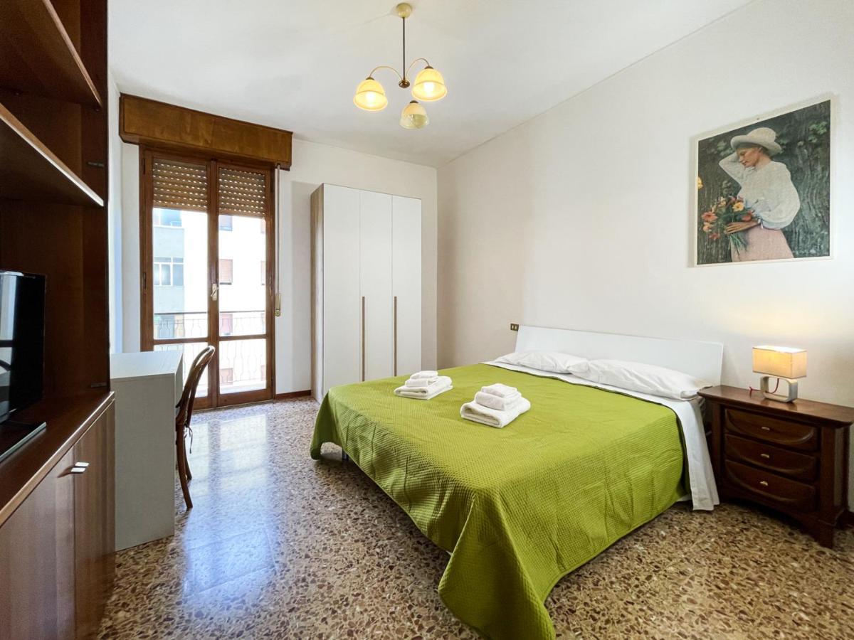 Casa Gramsci - Affitti Brevi Italia Hotel Modena Exterior photo